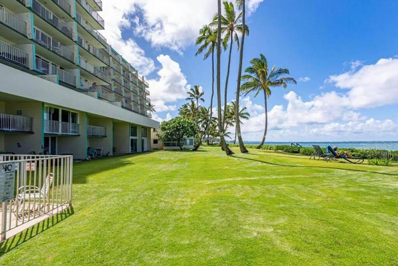 Stylish Condo Steps To Beach Hau'ula Exterior photo